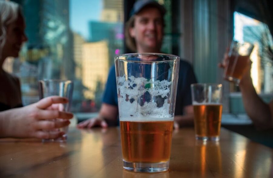Oahu: Sips & Secrets of Hawaii Pub Crawl - Practical details that affect your decision