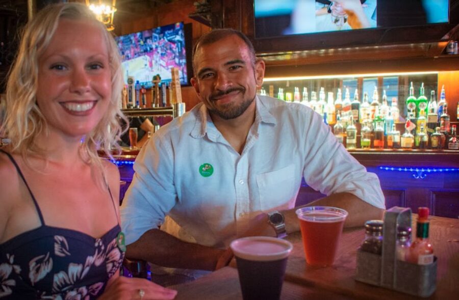Oahu: Sips & Secrets of Hawaii Pub Crawl - What the two-hour route feels like
