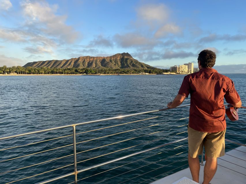 Oahu: Traditional Canoe Sunset Cruise with Dinner - Key points to know before you book
