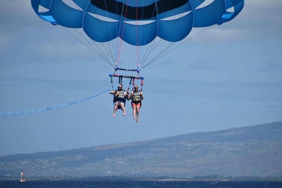 Oahu: Waikiki Parasailing - Check-in near Slip F06