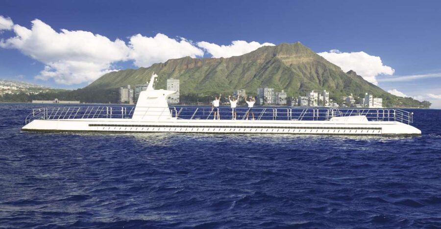 Oahu: Waikiki Submarine Tour - From Hilton Pier to Atlantis XIV