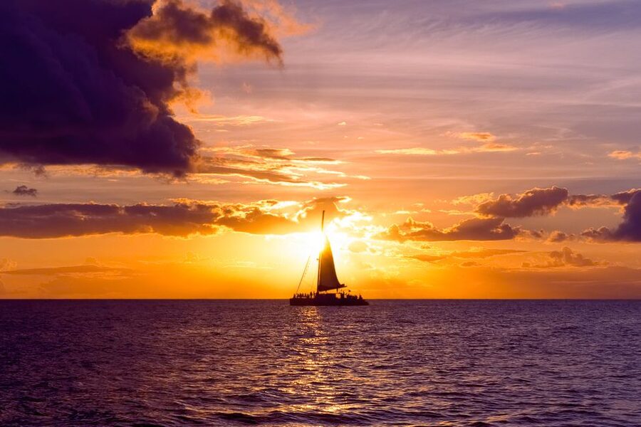 Oahu: Waikiki Sunset Catamaran Cocktail Cruise - Should you book it?