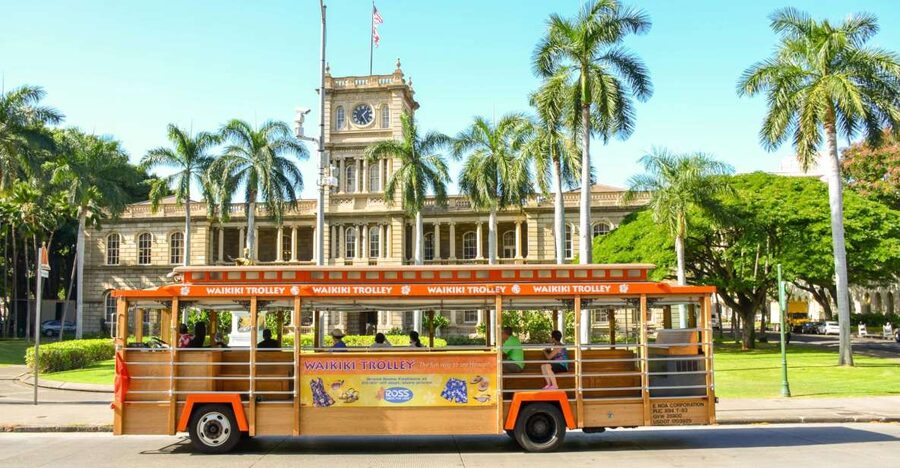 Oahu: Waikiki Trolley Hop-on Hop-off All-Line Pass - Red Line through Honolulu’s royal and wartime past