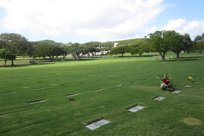 Pearl Harbor History Remembered Tour from Ko Olina - Who should book this Pearl Harbor day?