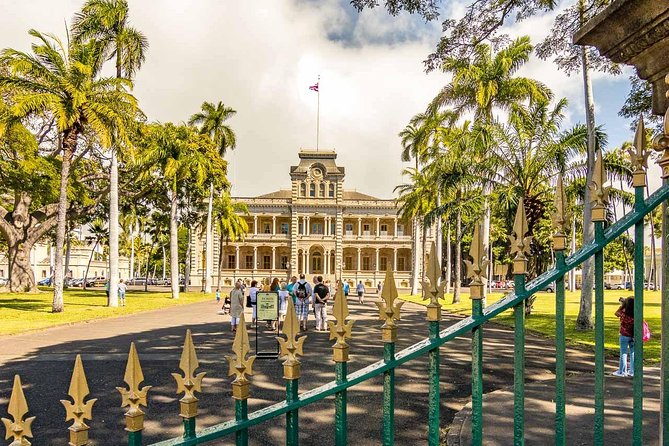 Pearl Harbor: USS Arizona Memorial & USS Missouri Battleship Tour from Waikiki - The guide can shape the day