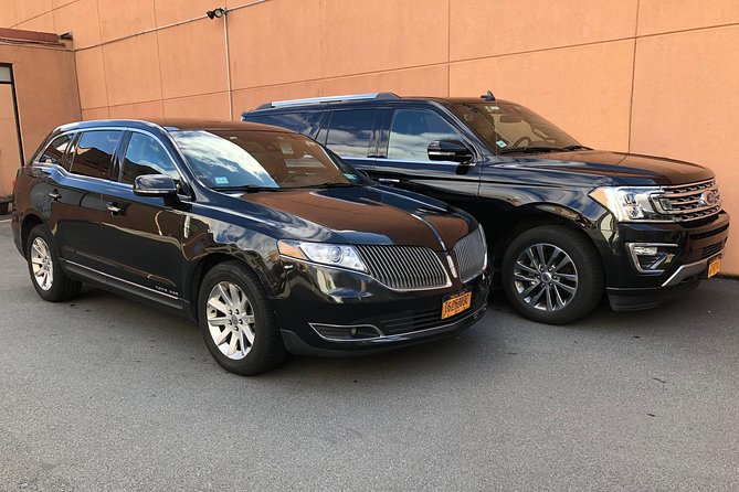 Private Arrival Transfer from Maui Kahului Airport OGG - Matching the ride to your Maui destination