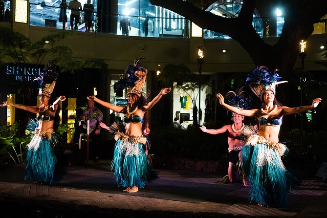 Queens Waikiki Luau with Dinner Buffet and Cultural Activities - Arriving for the 5:00 pm start