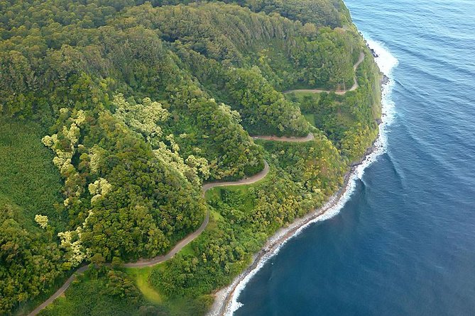 Road to Hana Adventure Maui Tour with Lunch - Keanae’s lava coast and ocean views