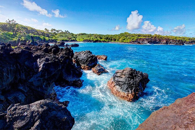 Road to Hana Adventure Maui Tour with Lunch - The return drive gives you a second view