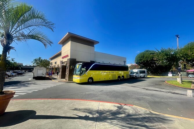 Roundtrip Shuttle from Waikiki Hotels-Waikele Premium Outlets - The ride to Waikele Premium Outlets