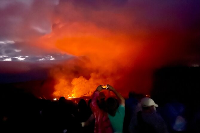 Small-Group Big Island Tour: Hawaii Volcanoes National Park and Kona Coffee Farm - Punaluʻu Beach and the black sand shore
