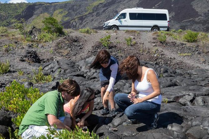 Small Group Big Island Twilight Volcano and Stargazing Tour - Walking through Thurston Lava Tube