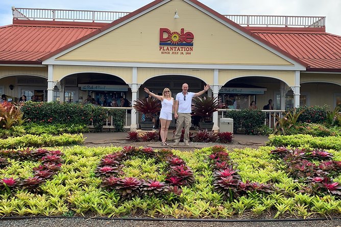 Small Group North Shore Circle Island Tour Oahu - Dole Plantation and the pineapple stop