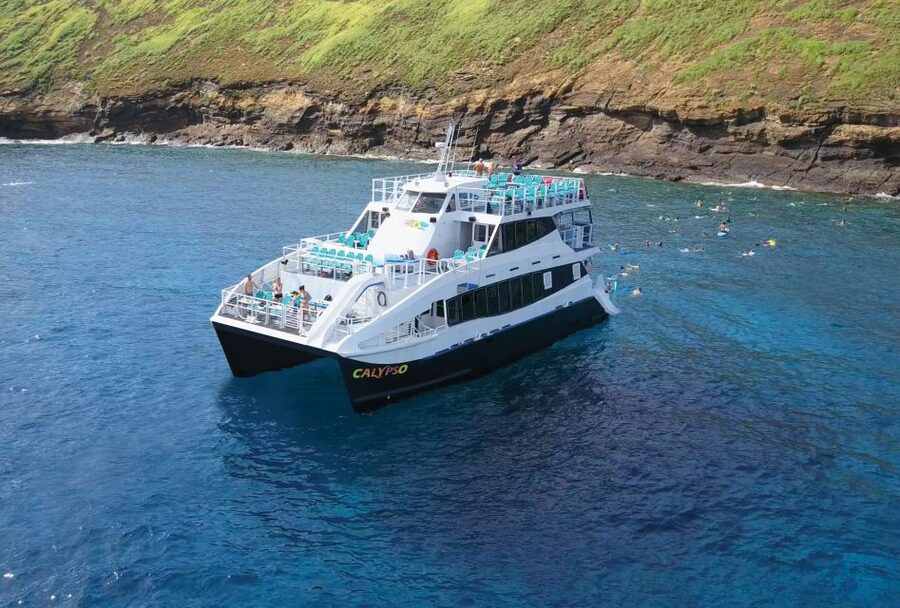 South Maui: Molokini Snorkeling Adventure - Lunch, showers, and the trip back