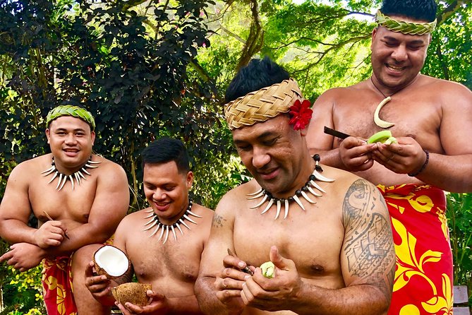 Toa Luau at Waimea Valley, Oahu - Waimea Valley gives the luau a better setting