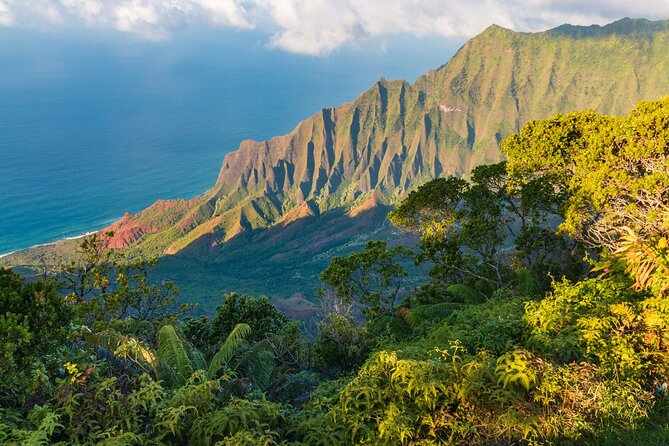 Ultimate Self-Guided Audio Driving Tour of Kauai (Na Pali, Waimea), Hawaii - Hanapepe and the west coast turn