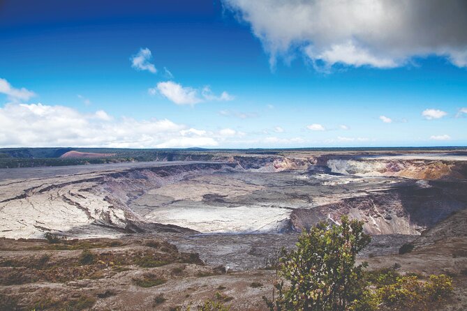 Volcano Adventure: Hilo Sightseeing w/ Optional Helicopter Tour - Thurston Lava Tube, a short walk into the rainforest