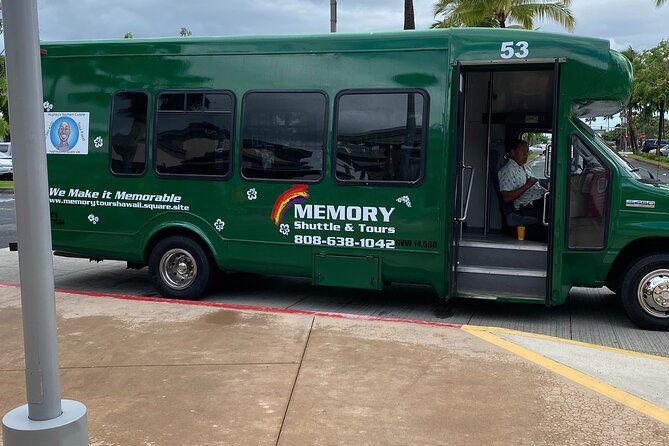 Waikele Outlet Shopping Shuttle - The drive to Waikele Premium Outlets