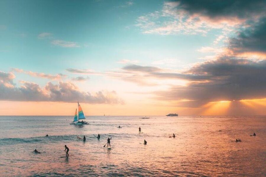 Waikiki Beach: Turtle Snorkeling and Sailing on Hāwea - How the price compares with the experience
