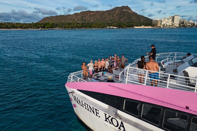 Waikiki: Friday Night Fireworks Catamaran Cruise - Leaving Ala Wai Harbor at 6:30 pm