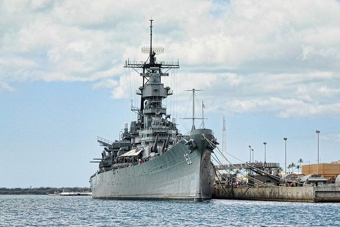 WWII Pearl Harbor Heroes Deluxe Tour - USS Bowfin: inside the Silent Service